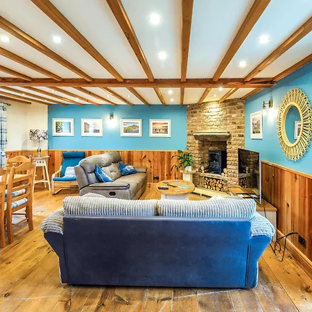 Holiday home Seaton - Uk31990 *