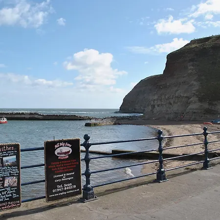 Seaton - Uk31990 Holiday home Staithes